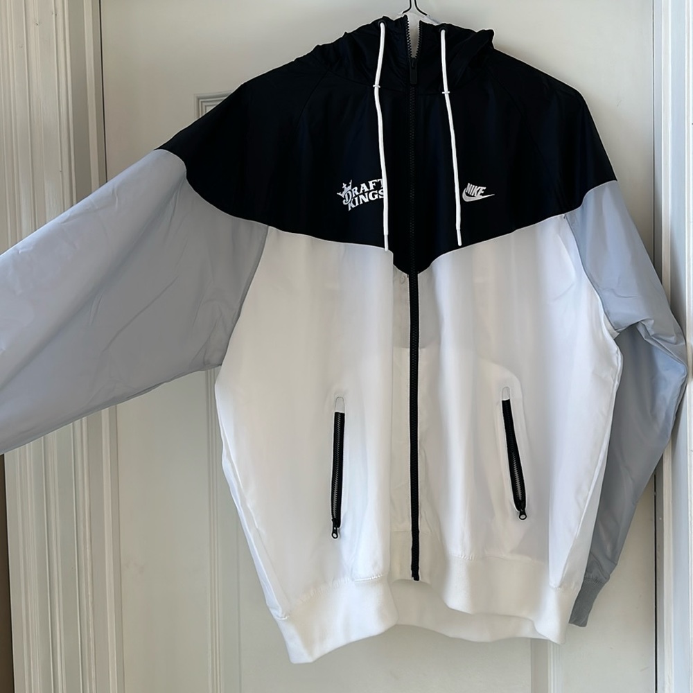 Nike/ Draft Kings windbreaker XL